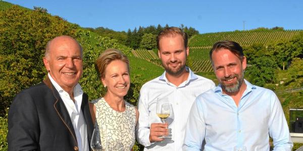 Inhaberfamilie und Karsten Peter